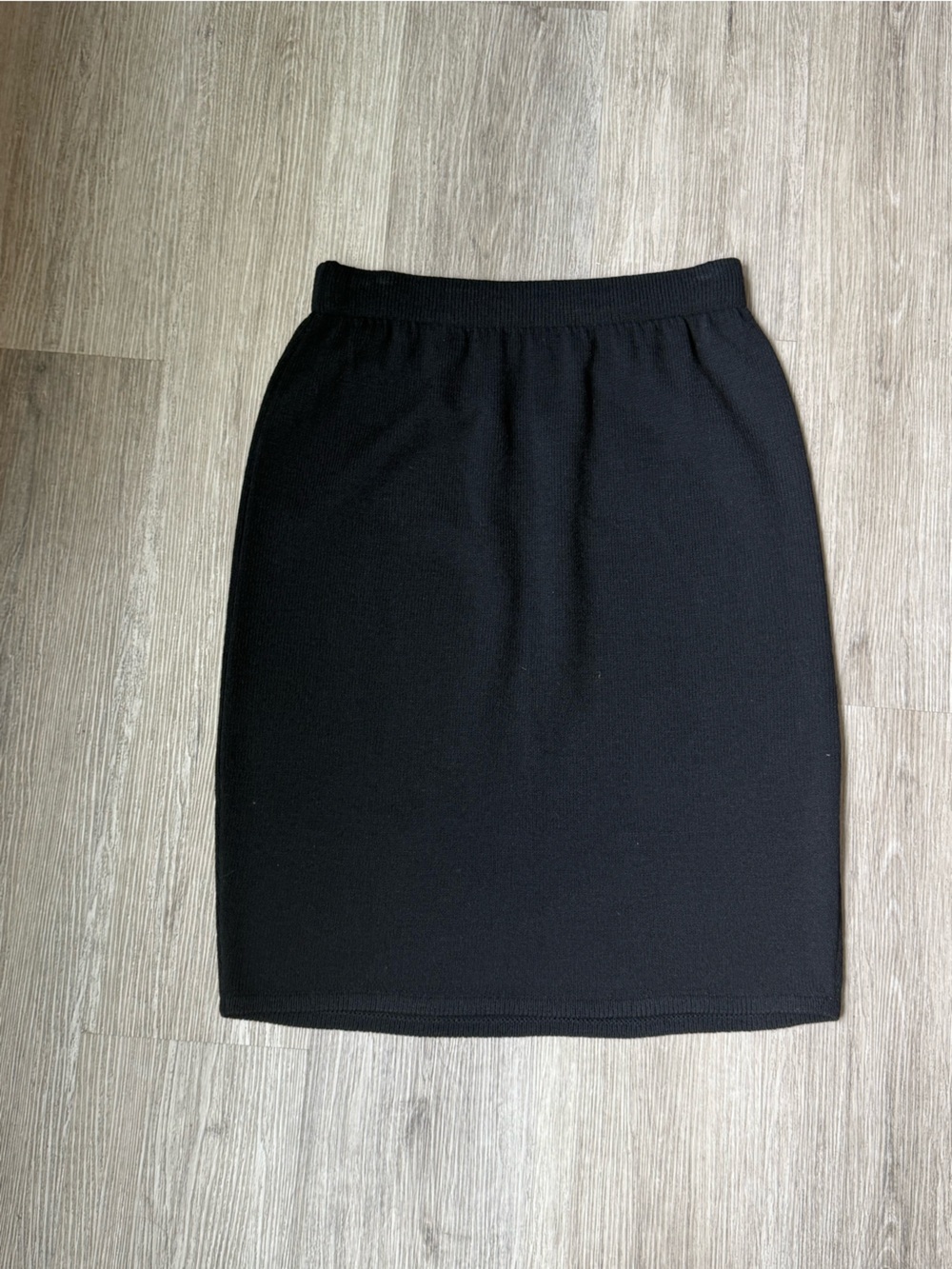 St. John Collection Black Knit Pencil Skirt Size 10